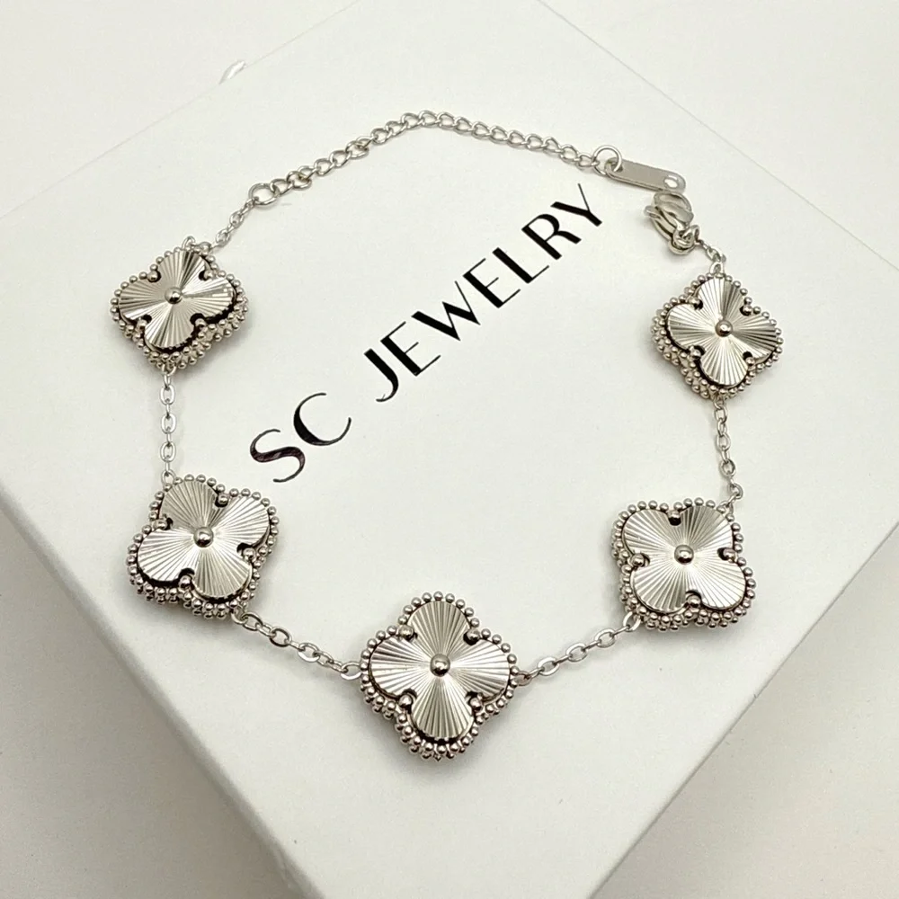 Last 1🔥Silver Color Clover Bracelet 5 Motifs Double Layered